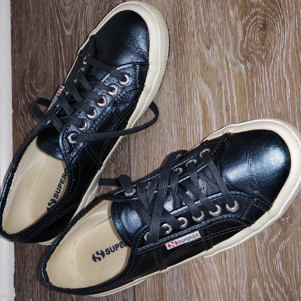 Superga womens metallic blue canvas sneakers. Size 9